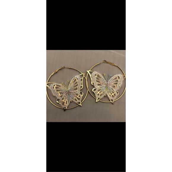 Beautiful butterfly, kimono/cover up with lace butterfly hoop earrings - Picture 11 of 13